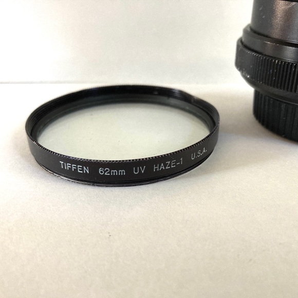 VIVITAR 75-205mm 1:3.8 MC MACRO FOCUSING ZOOM LENS W/ TIFFEN 62mm - Picture 2 of 9